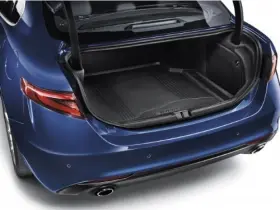 68353606aa Alfa Romeo 50547082 2017-2025 Giulia Oe Cargo Tray