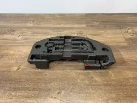 4h0012110k Audi 2014-2016 A8 S8 A8l Trunk Spare Emergency Tool Holder Foam Box Oem