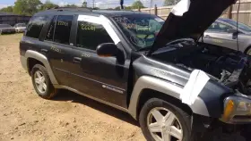 231.gm8g03 Chevrolet Truck Trailblaz 2003 Cargo Cover 561422