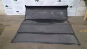 146.ch8r20 Dodge Ram 1500 2019-2021 Bed Hard Folding Tonneau Cover Oem