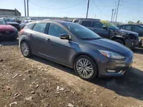 231.fd1f18 Ford Focus 2018 Cargo Cover 3443367