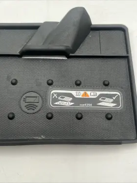 23264394 Gm 14-19 Chevrolet Impala Center Console Wireless Charging Pad Cover Mat #3
