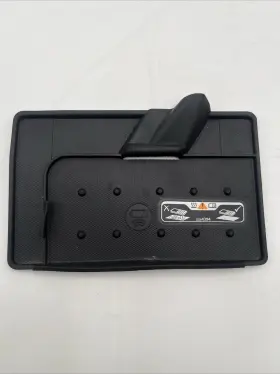 23264394 Gm 14-19 Chevrolet Impala Center Console Wireless Charging Pad Cover Mat