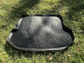 25891 Husky Liners 2010-15 Lexus Rx 350 450h Weatherbeater Cargo Liner Black