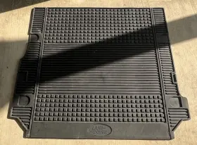 Lr3-lr006401 Land Rover Oem Lr3 Genuine Rear Rubber Loadspace Cargo Mat