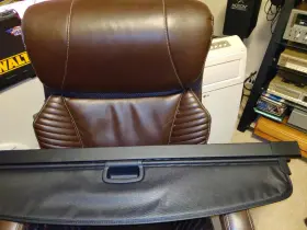 Ej7b-u55066-a Lincoln 2015 - 2019 Mkc Rear Retractable Cargo Cover-black Mfr By Ford