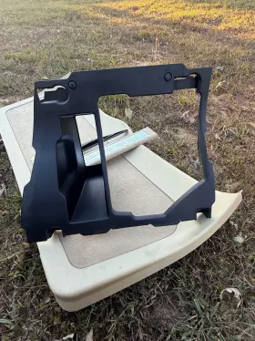 1648400025 Mercedes-benz 06-11 W164 Ml350 Ml550 Rear Luggage Trunk Compartment Cover
