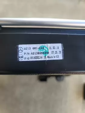 A2136950400 Mercedes-benz 2017-2019 E Class Cls Comfort Storage Box Oem #3 A2136950400 Mercedes-benz 2017-2019 E Class Cls Comfort Storage Box Oem #3
