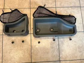 76982-ea203 Nissan 2005 To 2017 Frontier Floor Storage Compartment Crew Cab Left And Right
