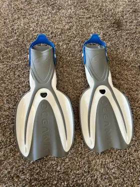 En16304 Oceanic Swim Dive Fins Sm/med Mens 5-8.5/ Women 6-9.5 Gently Used Good Condition