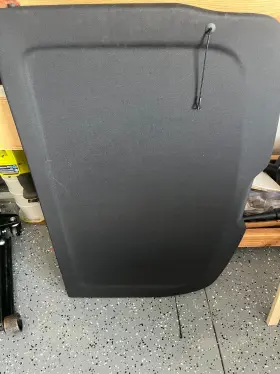 Z1000003221 Porsche 15-22 Macan Rear Trunk Luggage Compartment Shelf Cover Panel Trim Black