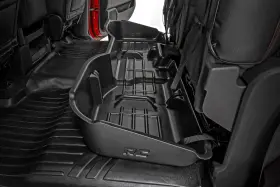 Rcrc09031a Rough Country Under Seat Storage Crew Cab Chevy/gmc 1500/2500hd/3500hd Rc09031a Rcrc09031a Rough Country Under Seat Storage Crew Cab Chevy/gmc 1500/2500hd/3500hd Rc09031a