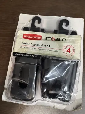 082718 Rubbermaid Vehicle Organizer Kit