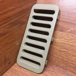 99 Land Rover Discovery V8 Oem Rear Vent Trim AWR3592 Bahama Beige Access B47. Fixed Price $7.25.